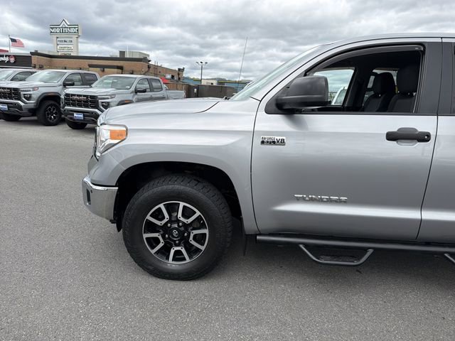 Used 2017 Toyota Tundra SR5 w/ TRD Off Road Package AWD/4WD image 11