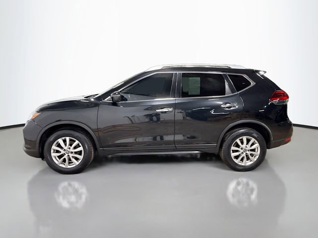 Used 2018 Nissan Rogue SV image 10
