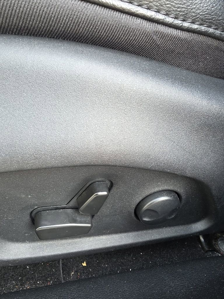 Used 2022 Jeep Compass Latitude image 11