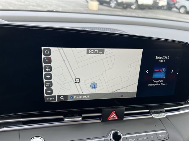 Used 2025 Hyundai Elantra SEL image 23