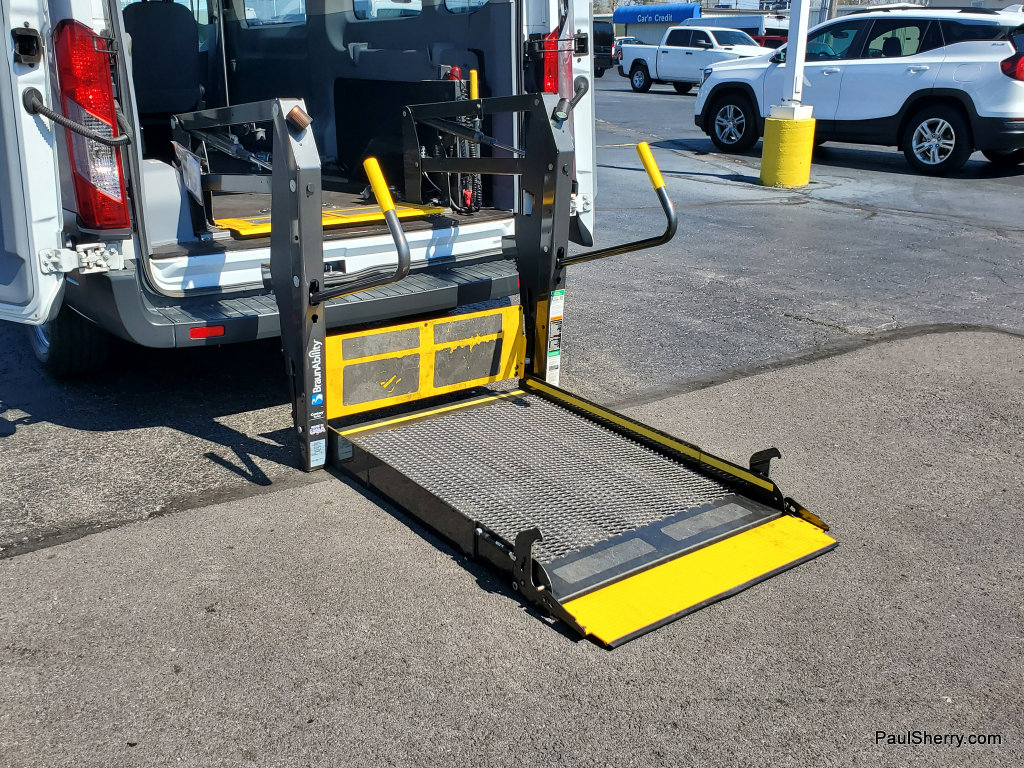 Used 2016 Ford Transit 350 XL image 19