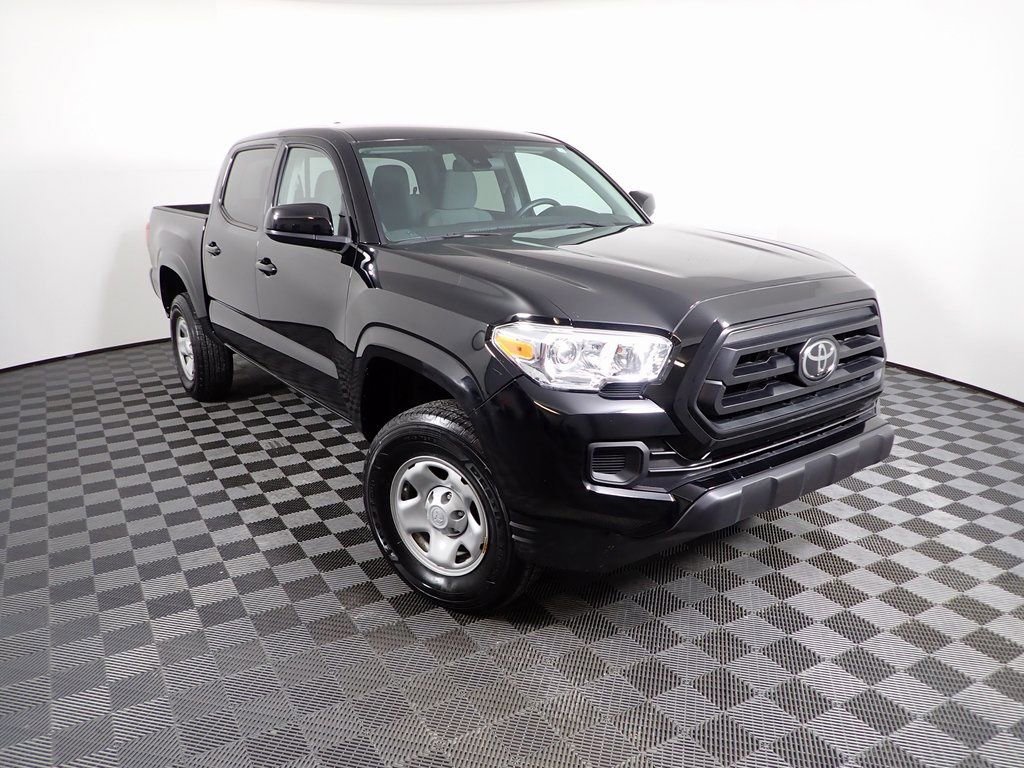 Used 2023 Toyota Tacoma SR image 3