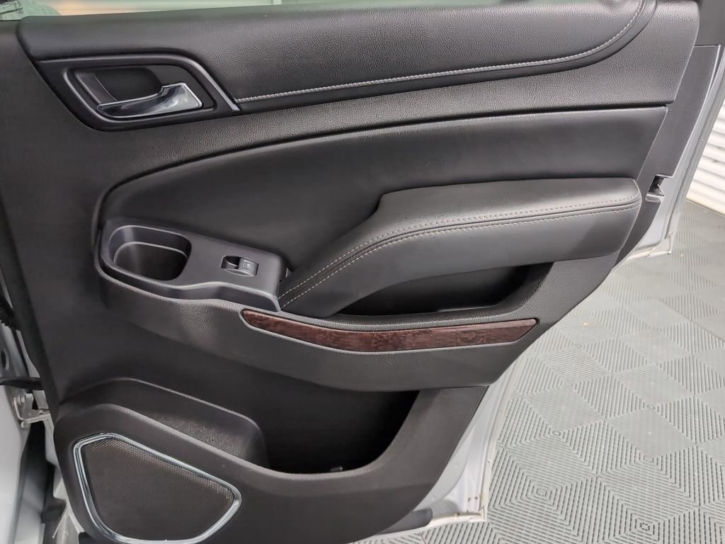 Used 2016 GMC Yukon SLE w/ Convenience Package image 34