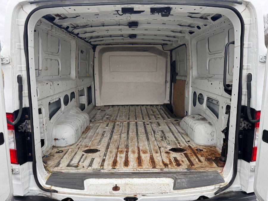 Used 2015 Nissan NV 2500 S image 16
