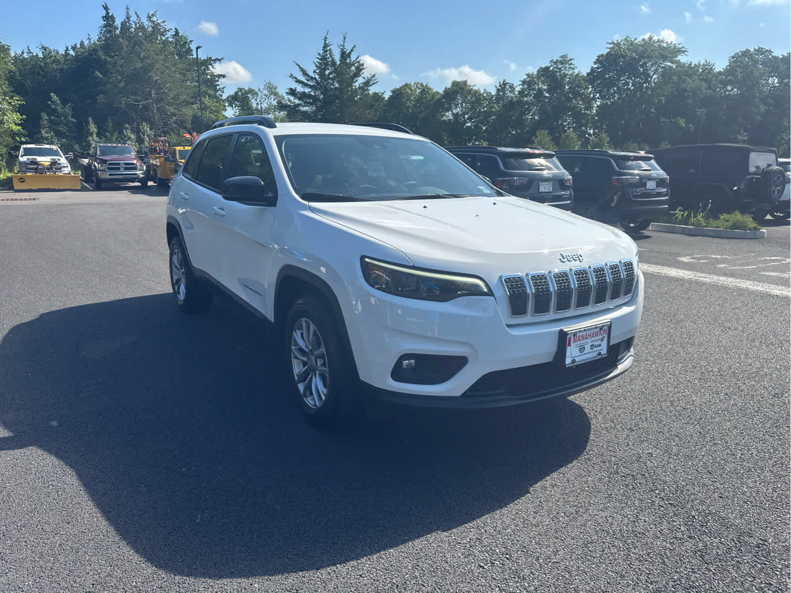 Certified 2022 Jeep Cherokee Latitude Lux AWD/4WD image 3