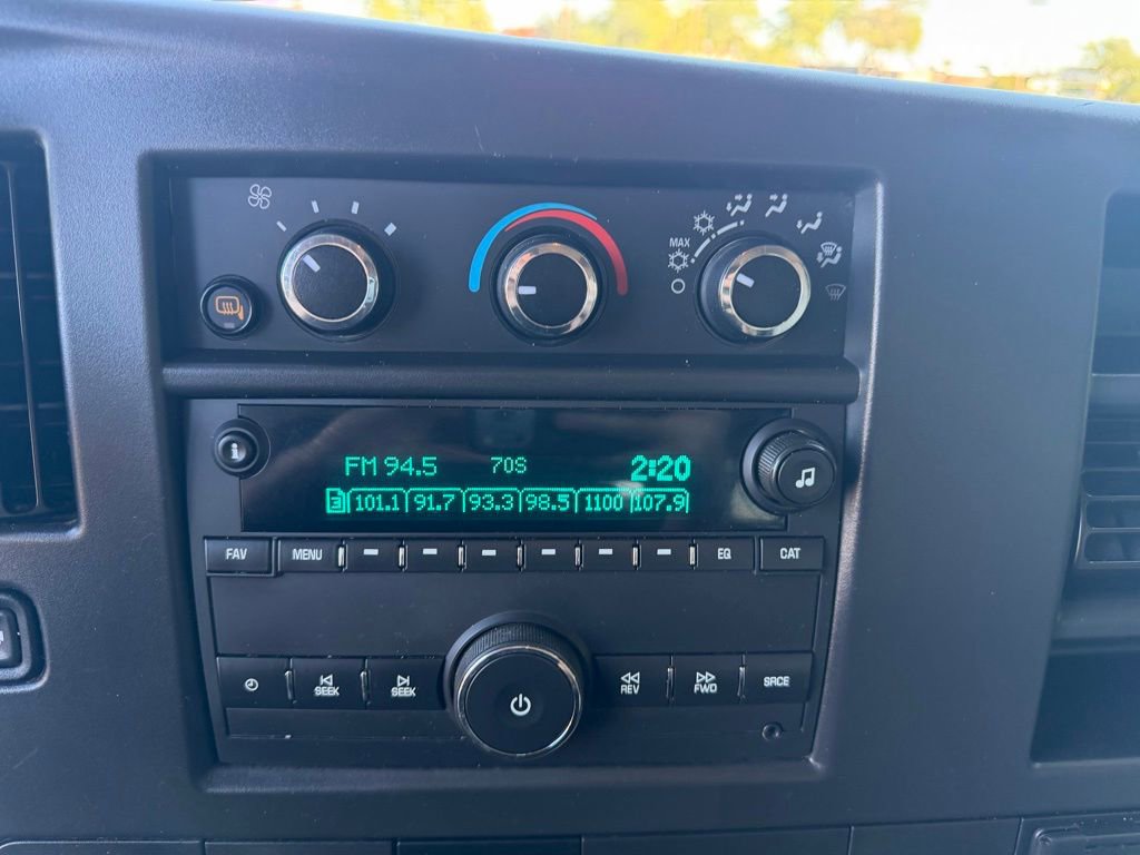 Used 2025 Chevrolet Express 3500 LT w/ LT Preferred Equipment Group image 29