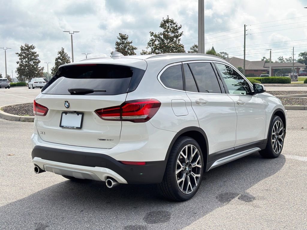 Used 2022 BMW X1 xDrive28i w/ Premium Package AWD/4WD image 5