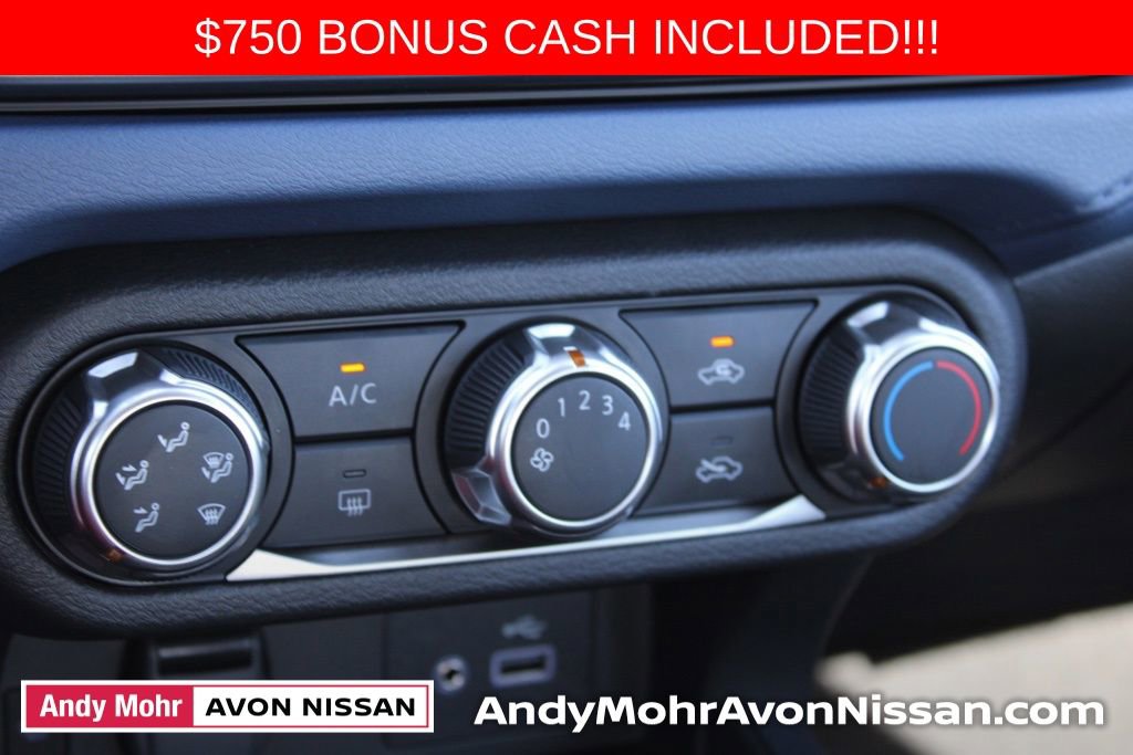 New 2025 Nissan Versa SV w/ Trunk Package image 22