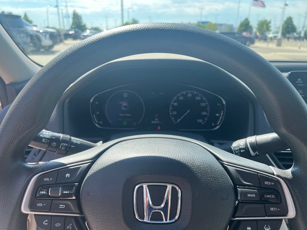 Used 2019 Honda Accord EX image 11
