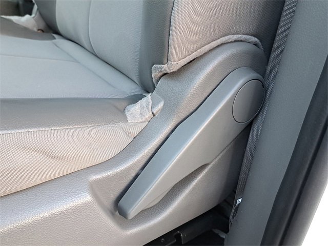 Used 2018 Nissan NV 3500 S image 18