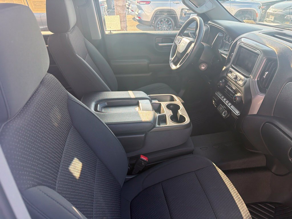 Used 2020 Chevrolet Silverado 1500 Custom Trail Boss w/ Custom Convenience Package AWD/4WD image 12