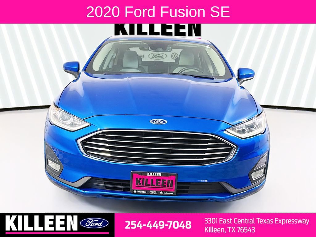 Used 2020 Ford Fusion SE w/ Equipment Group 151A image 2