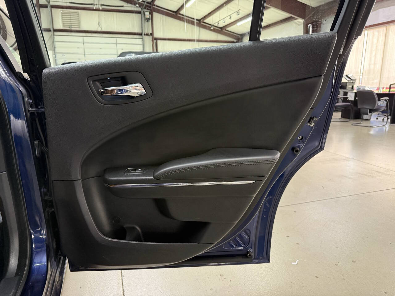 Used 2014 Dodge Charger SE w/ Sport Appearance Group RWD image 14