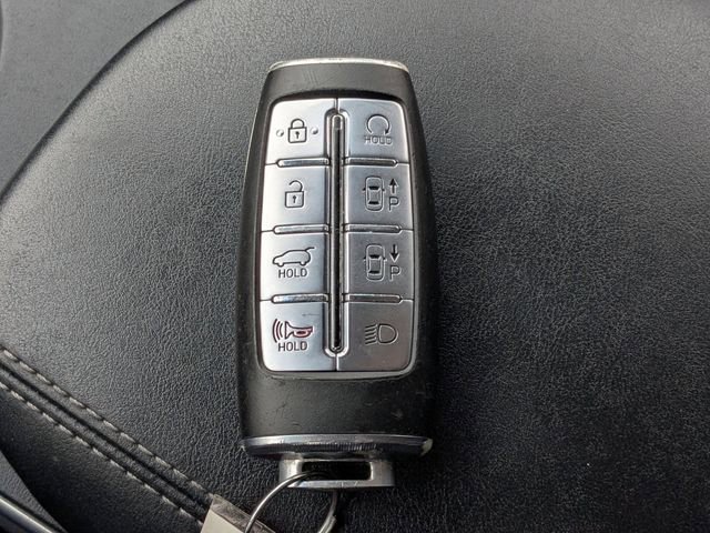 Used 2022 Genesis GV70 2.5T w/ Advanced Package image 34