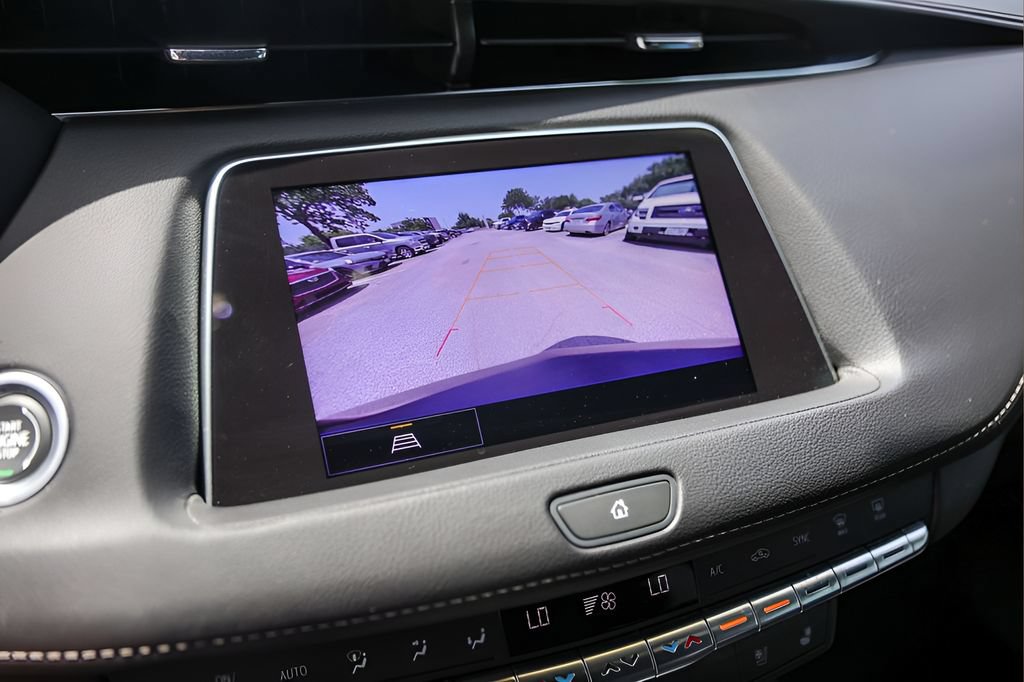 Certified 2023 Cadillac XT4 Premium Luxury FWD image 16