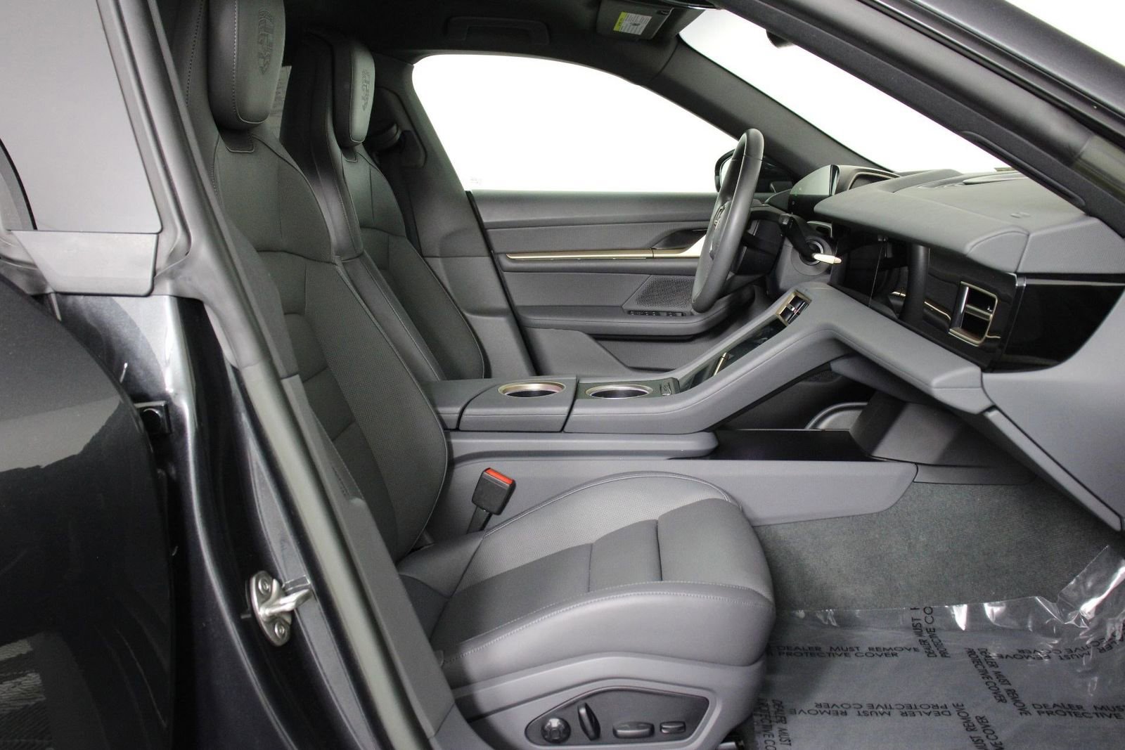 Certified 2023 Porsche Taycan image 28