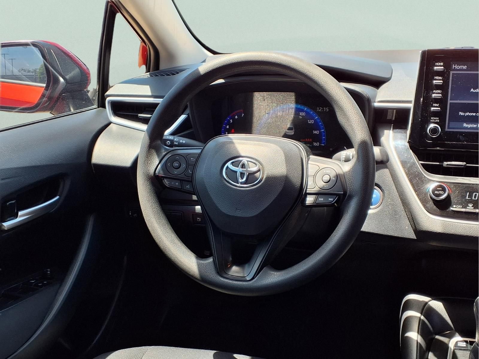 Used 2020 Toyota Corolla LE image 15