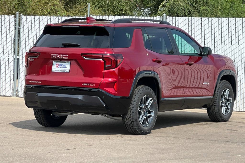 New 2026 GMC Terrain AT4 AWD/4WD image 4