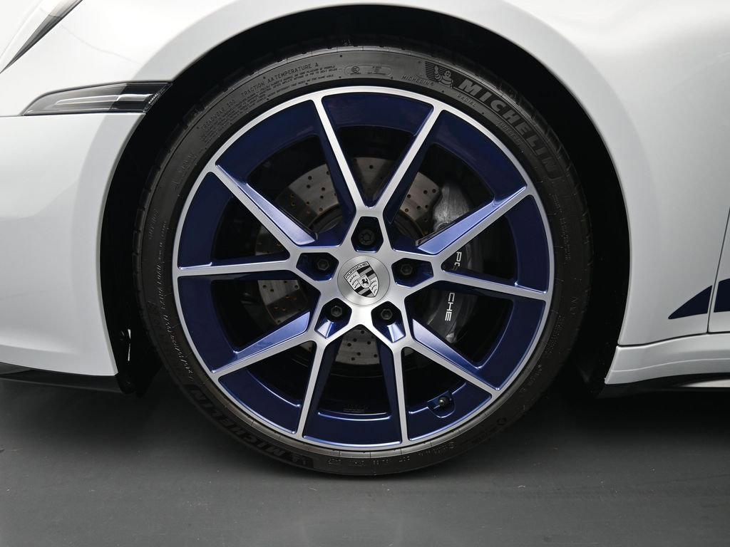 Certified 2026 Porsche 911 Carrera T image 31