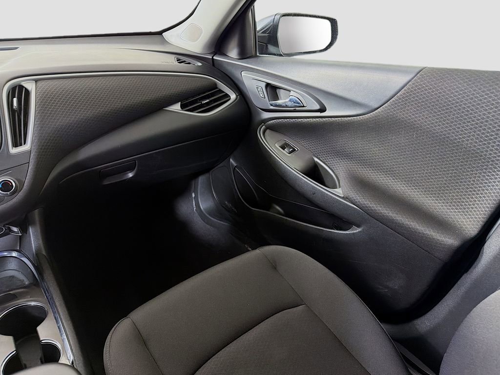 Used 2023 Chevrolet Malibu LT image 24