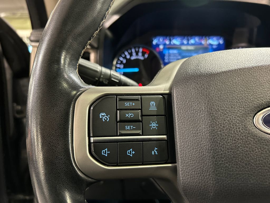 Used 2023 Ford Expedition Limited image 13