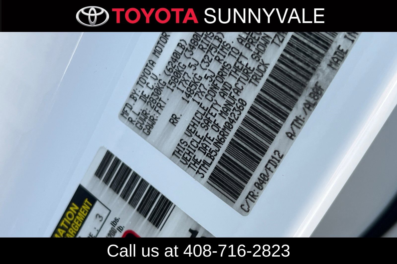 Certified 2024 Toyota Tacoma TRD Off-Road w/ TRD Off Road Upgrade Package image 31