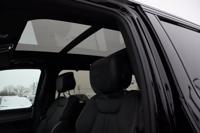 Used 2024 Jeep Wagoneer Series II w/ Convenience Group I image 29