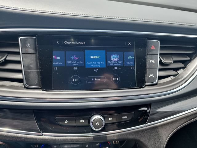 Used 2023 Buick Enclave Essence FWD image 19