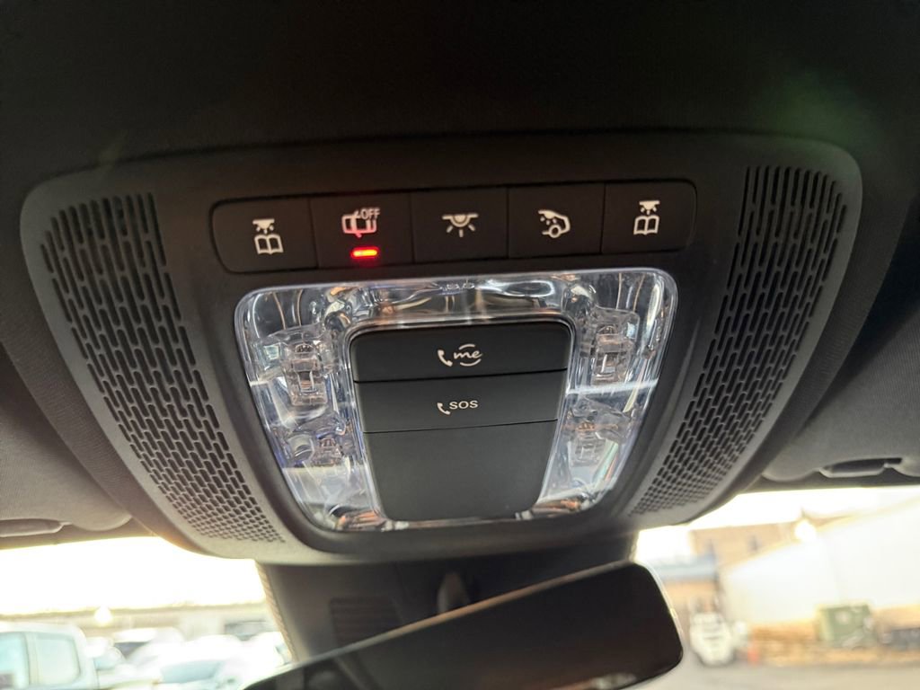 Used 2024 Mercedes-Benz GLB 250 image 18