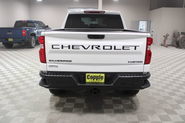 Used 2025 Chevrolet Silverado 1500 Custom Trail Boss w/ Turbomax Blackout Package image 10