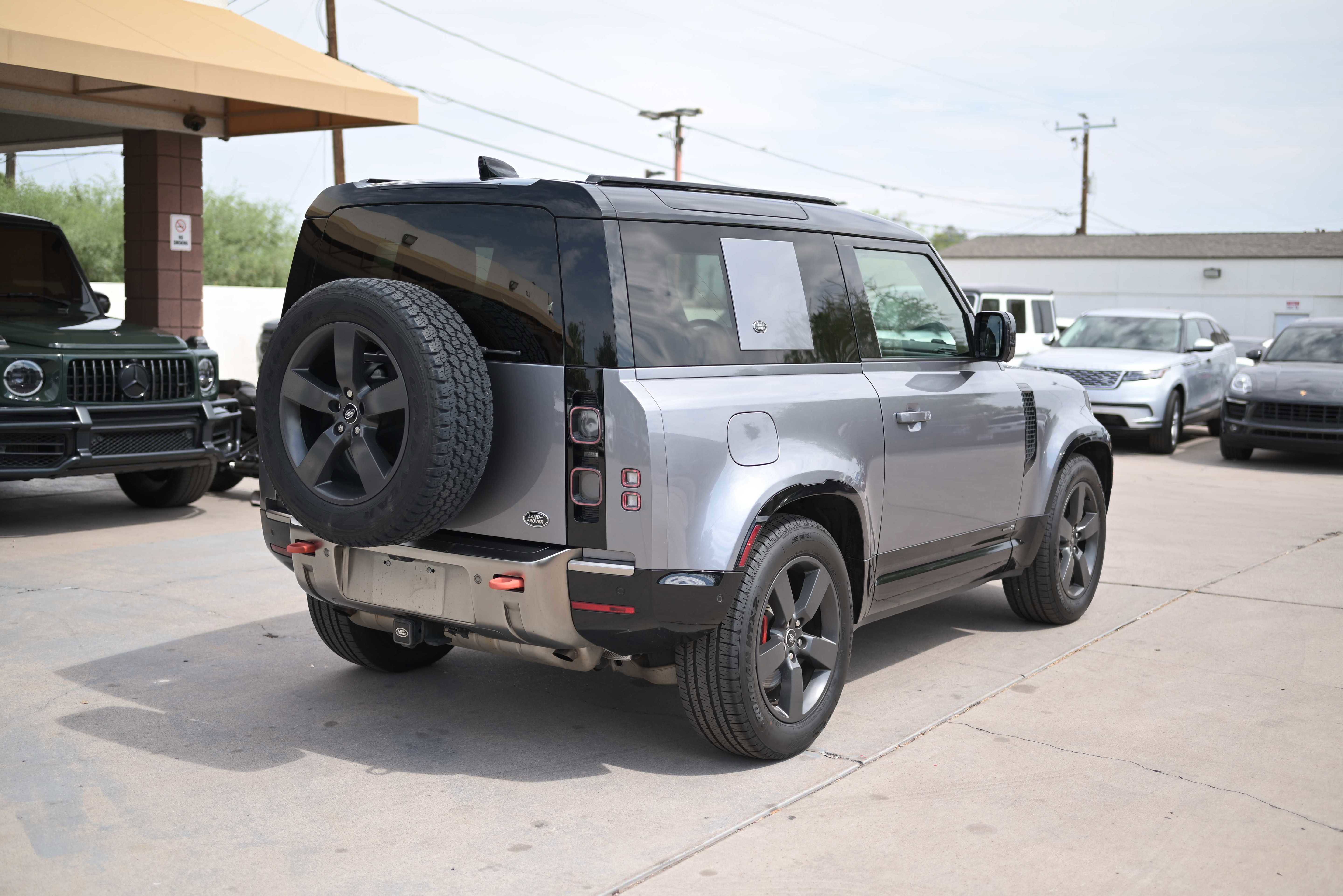 Used 2021 Land Rover Defender 90 X image 4