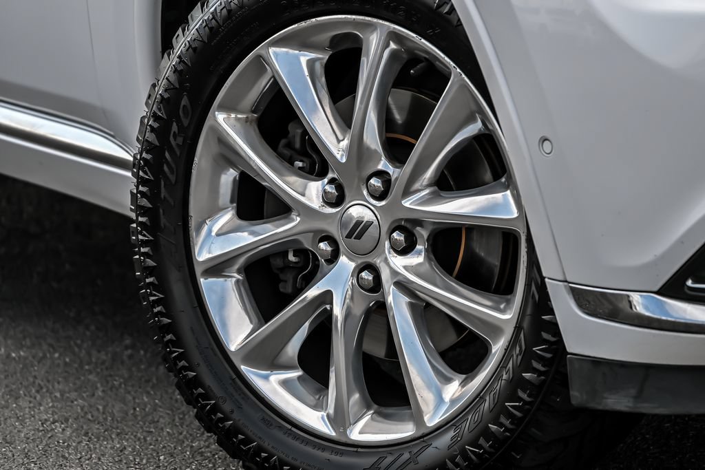 Used 2020 Dodge Durango Citadel w/ Technology Group AWD/4WD image 4