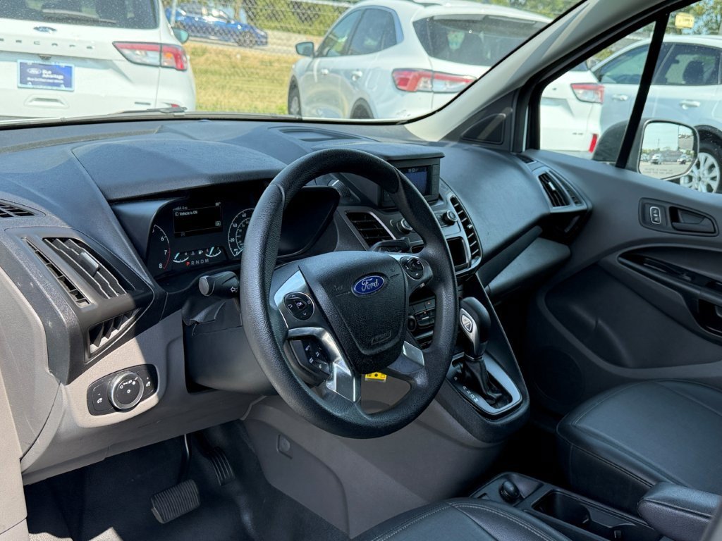 Used 2022 Ford Transit Connect XL FWD image 15