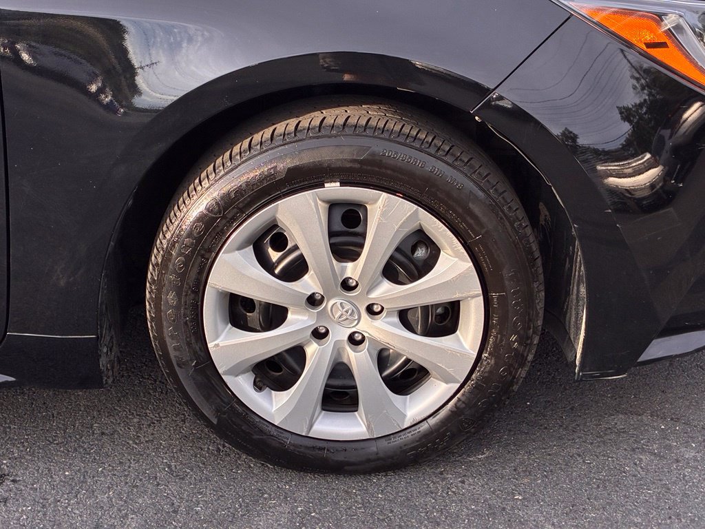 Used 2026 Toyota Corolla LE FWD image 48