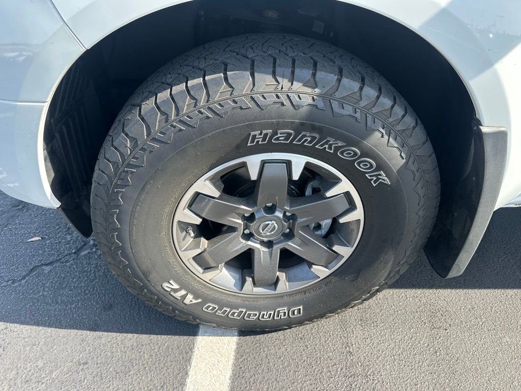 Used 2019 Nissan Frontier Desert Runner image 6