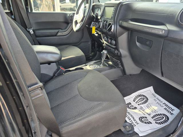 Used 2016 Jeep Wrangler Unlimited Sport AWD/4WD image 18