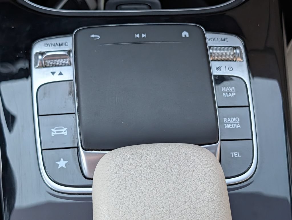 Used 2020 Mercedes-Benz CLA 250 image 17
