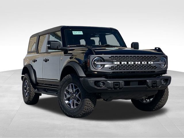 New 2025 Ford Bronco Badlands video 2