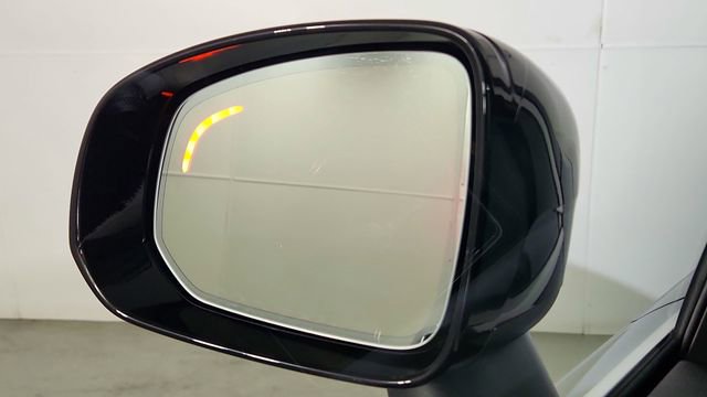 New 2026 Volvo XC90 B5 Plus w/ Protection Package AWD/4WD image 15