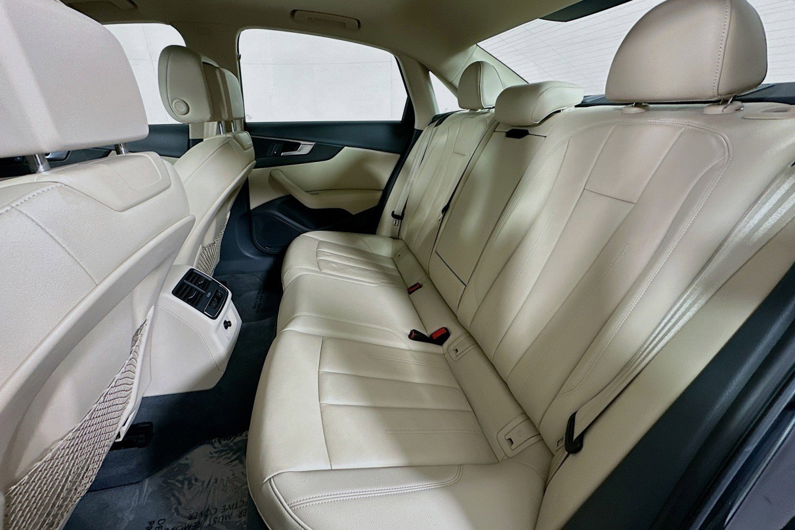 Used 2019 Audi A4 2.0T Premium FWD image 9