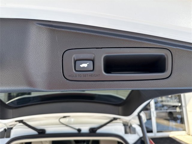 Used 2021 Honda CR-V Touring image 31