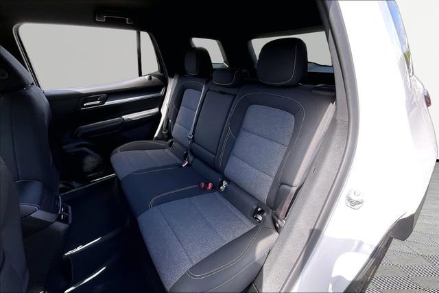 Used 2025 GMC Terrain Elevation AWD/4WD image 16