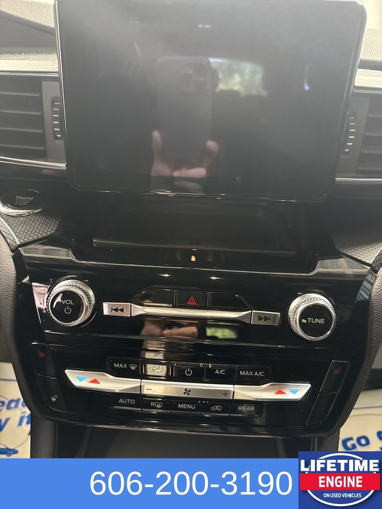 Used 2023 Ford Explorer ST AWD/4WD image 19