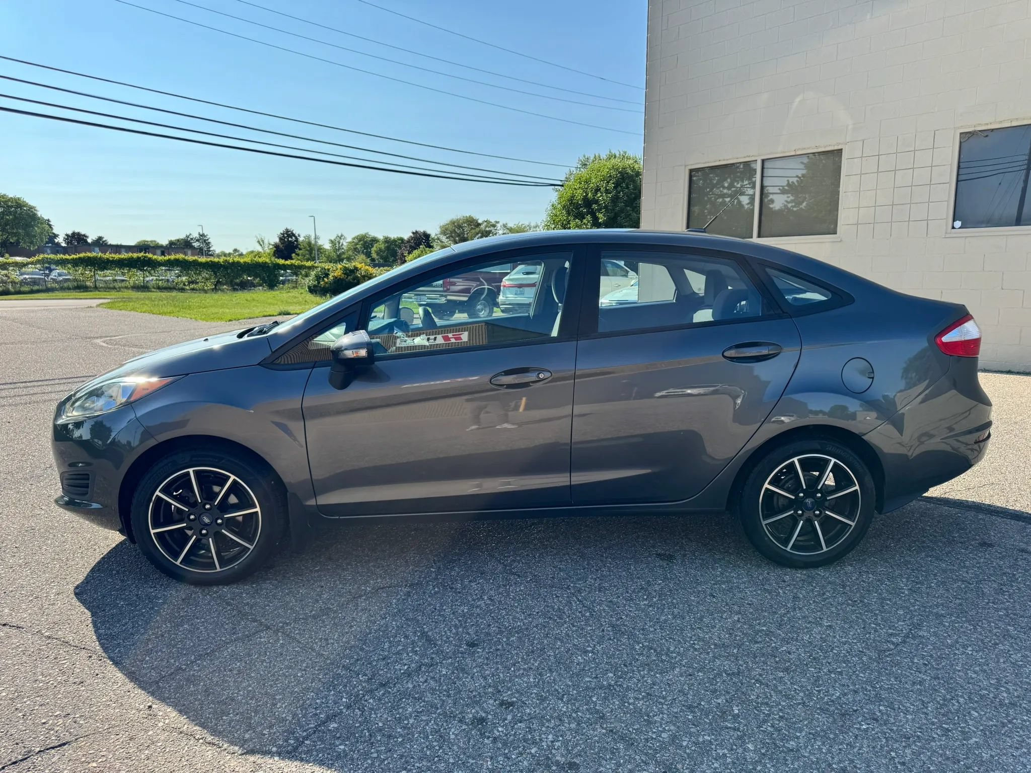 Used 2019 Ford Fiesta SE w/ Cold Weather Package FWD image 5