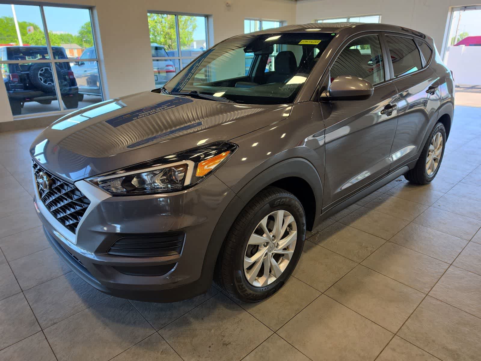 Used 2021 Hyundai Tucson SE w/ Cargo Package AWD/4WD image 2