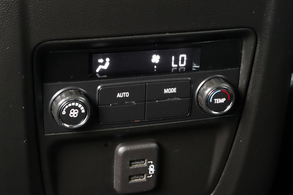 Used 2024 Buick Enclave Essence w/ Sport Touring Edition FWD image 40