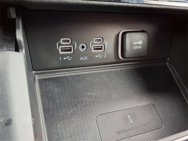 Used 2024 Jeep Grand Cherokee Altitude image 29