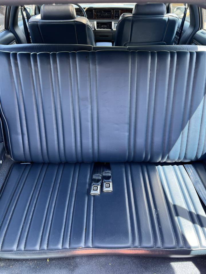 Used 1991 Buick Roadmaster Estate RWD image 21