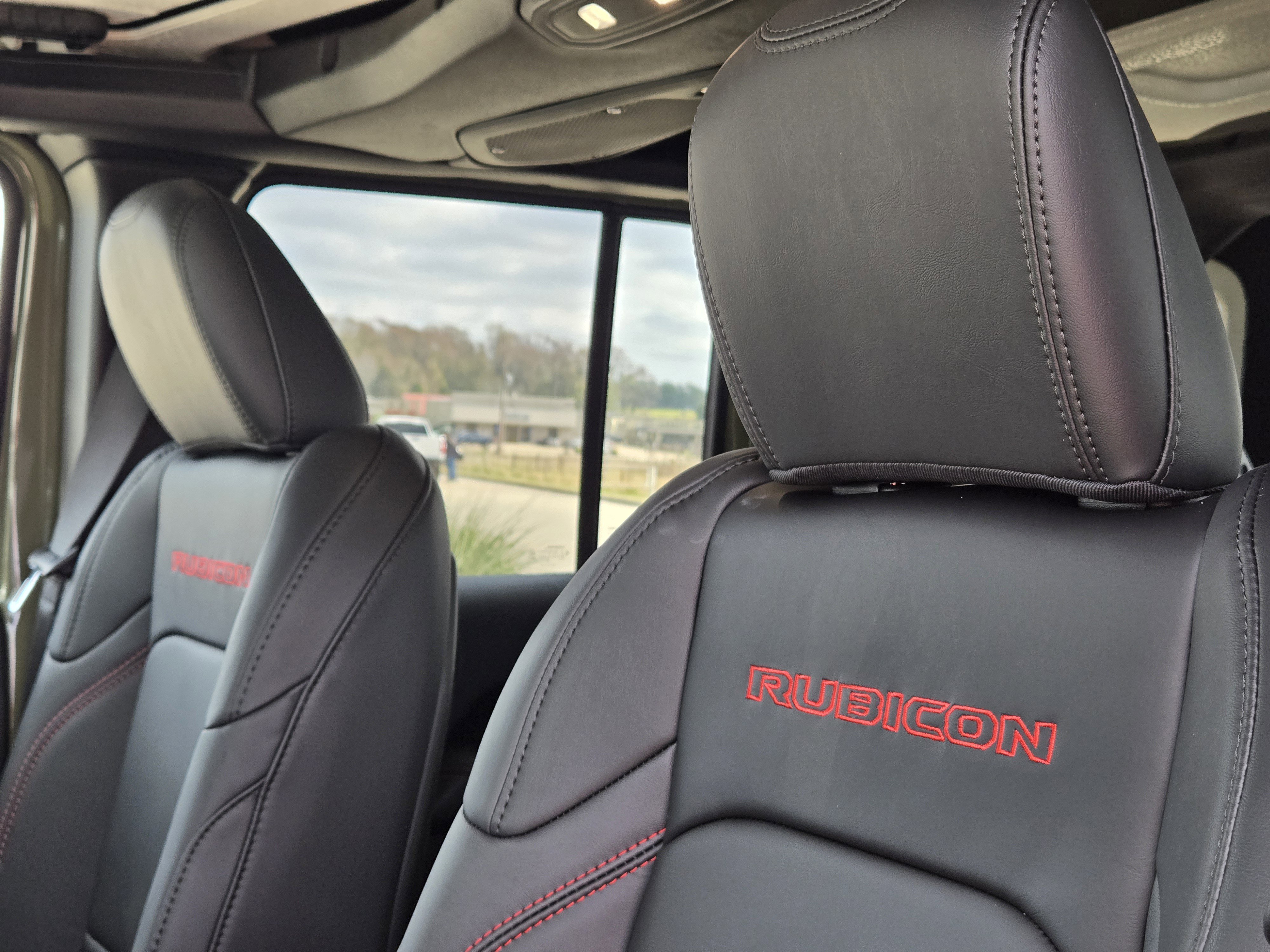 New 2025 Jeep Wrangler Unlimited Rubicon image 14