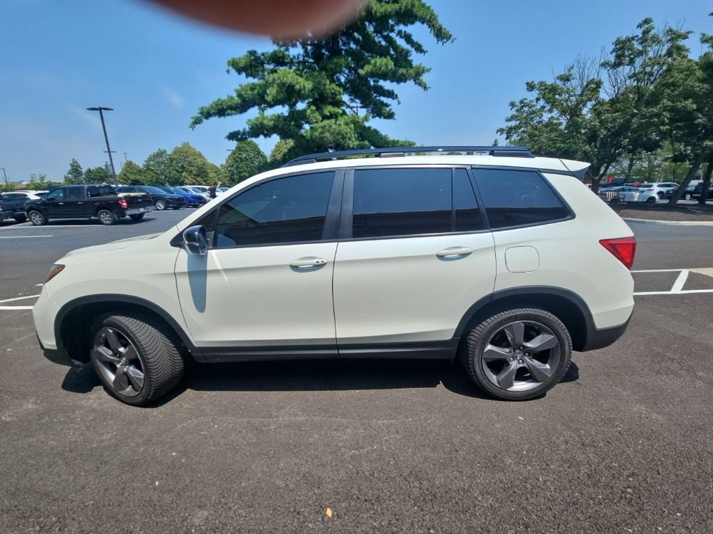 Used 2019 Honda Passport Touring image 1